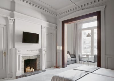 CONSTRUCCIÓN APARHOTEL AUSIAS MARC