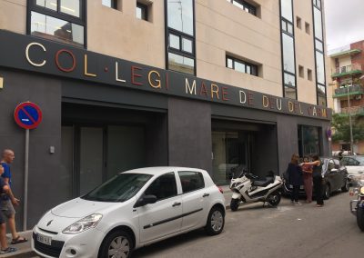 REHABILITACIÓN Y CAMBIO DE IMAGEN DE LA FACHADA DE UN COLEGIO